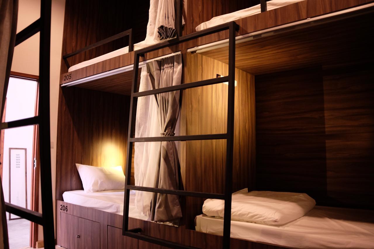 Hostel Urby Bangkok Buitenkant foto