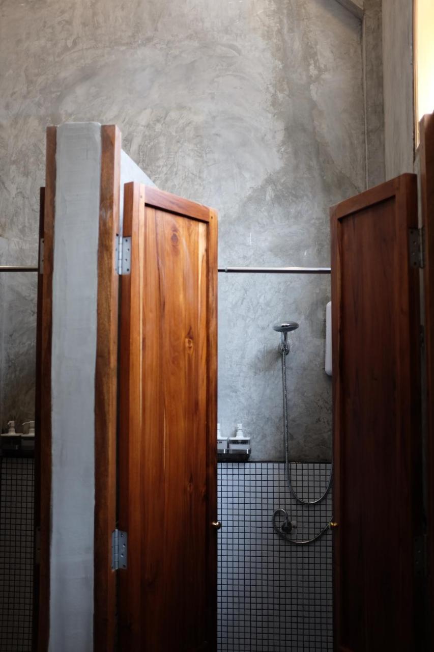 Hostel Urby Bangkok Buitenkant foto