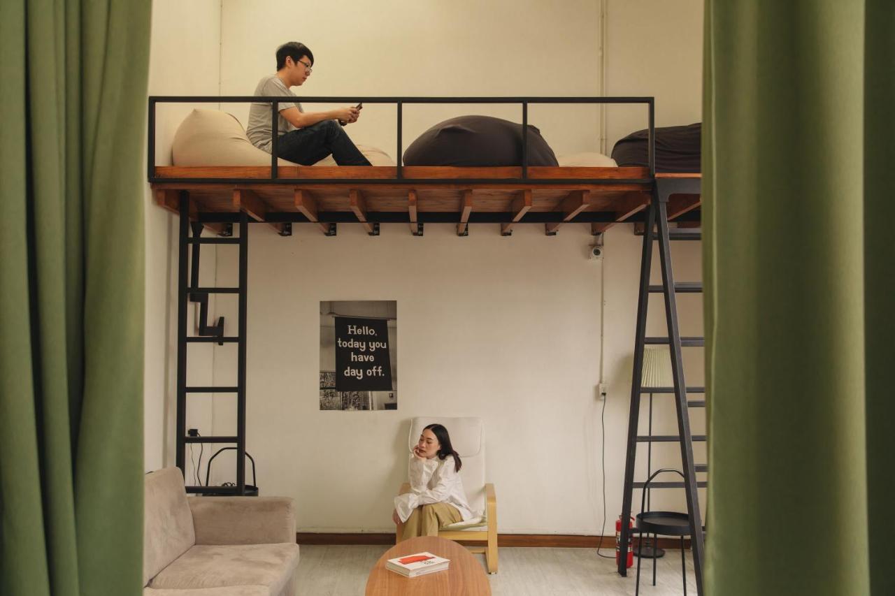 Hostel Urby Bangkok Buitenkant foto